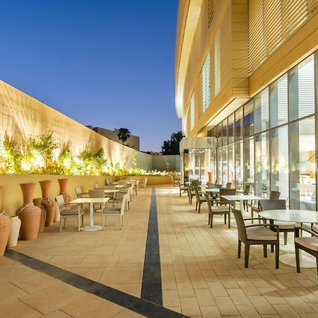 Radisson Blu Hotel & Residence, Riyadh Diplomatic Quarter Bagian luar foto