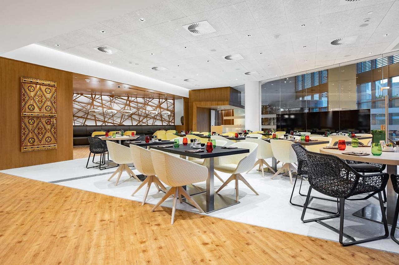 Radisson Blu Hotel & Residence, Riyadh Diplomatic Quarter Bagian luar foto