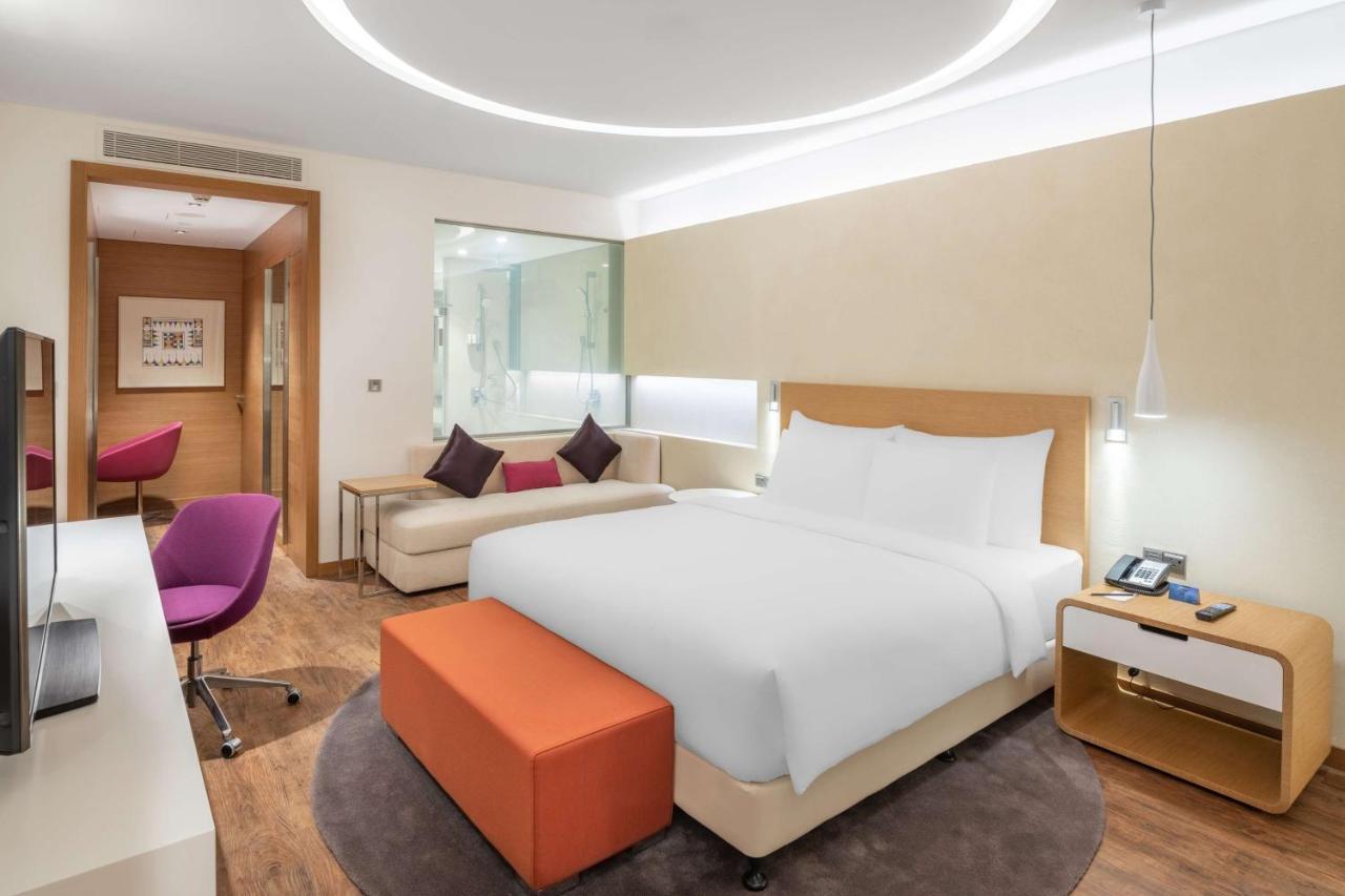 Radisson Blu Hotel & Residence, Riyadh Diplomatic Quarter Bagian luar foto