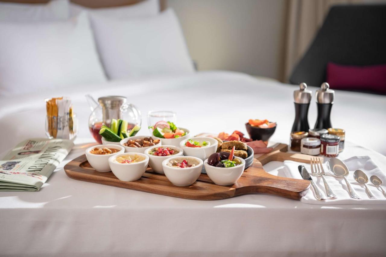Radisson Blu Hotel & Residence, Riyadh Diplomatic Quarter Bagian luar foto