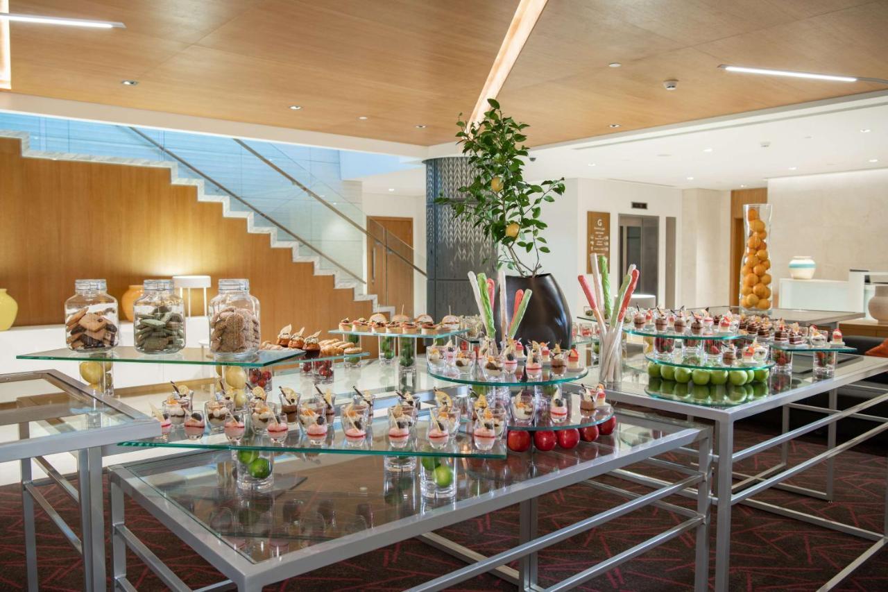 Radisson Blu Hotel & Residence, Riyadh Diplomatic Quarter Bagian luar foto